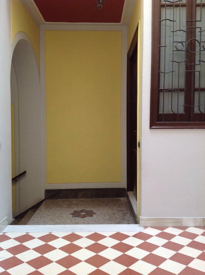 Appartement Vucciria 57 Locazione Turistica Nel Cuore Pulsante Della Movida! à Palerme Extérieur photo