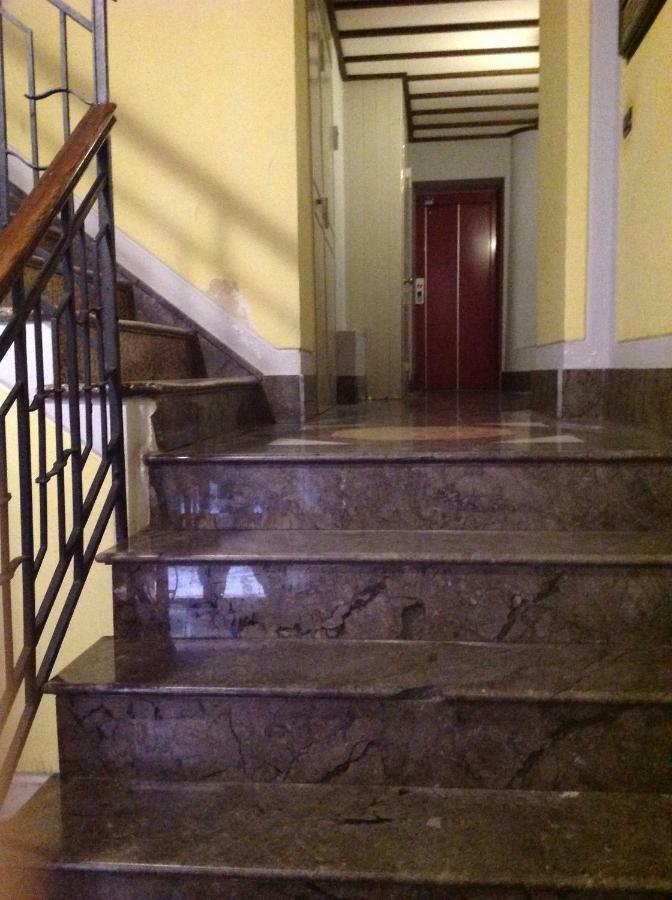 Appartement Vucciria 57 Locazione Turistica Nel Cuore Pulsante Della Movida! à Palerme Extérieur photo