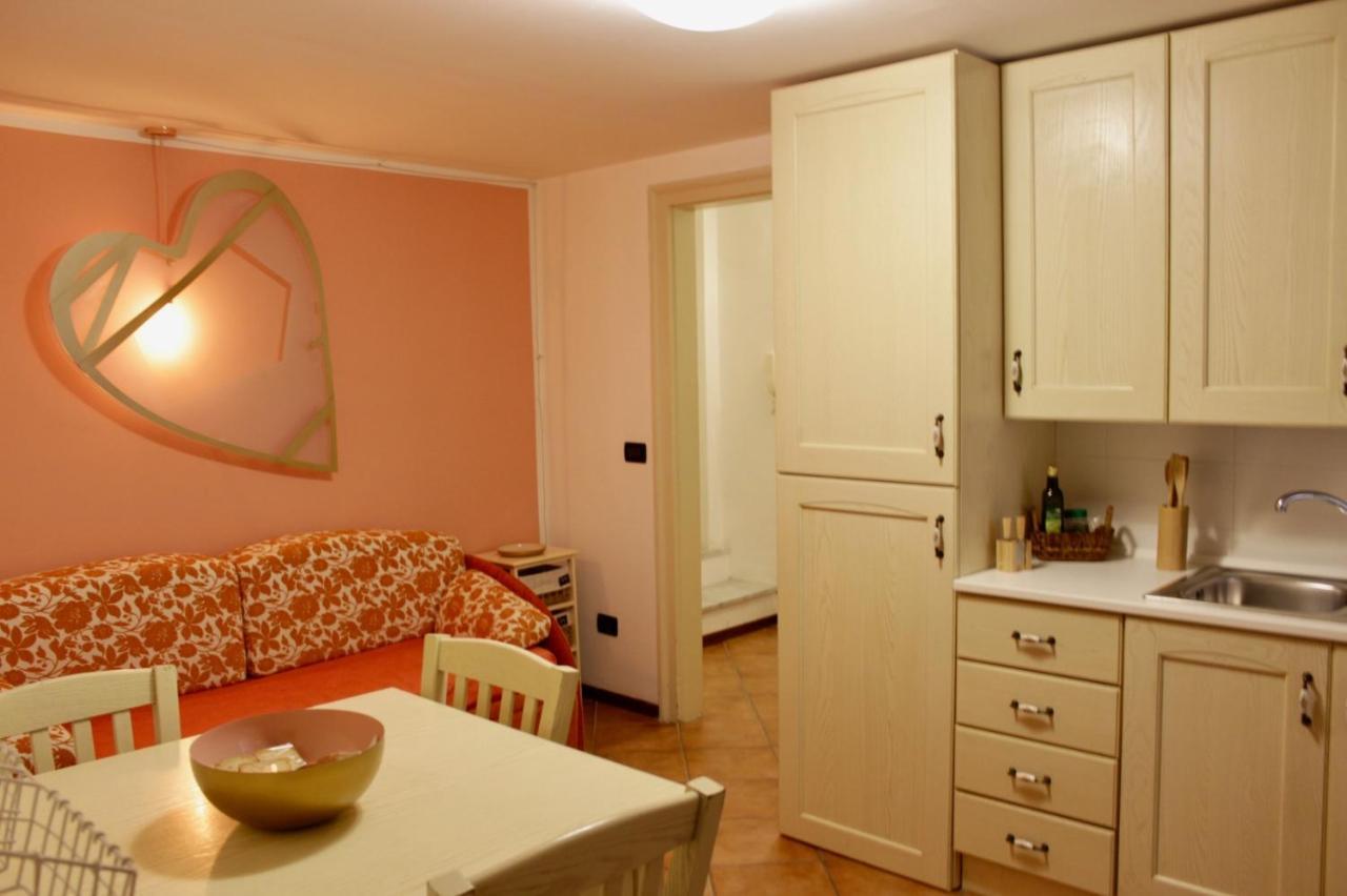 Appartement Vucciria 57 Locazione Turistica Nel Cuore Pulsante Della Movida! à Palerme Extérieur photo