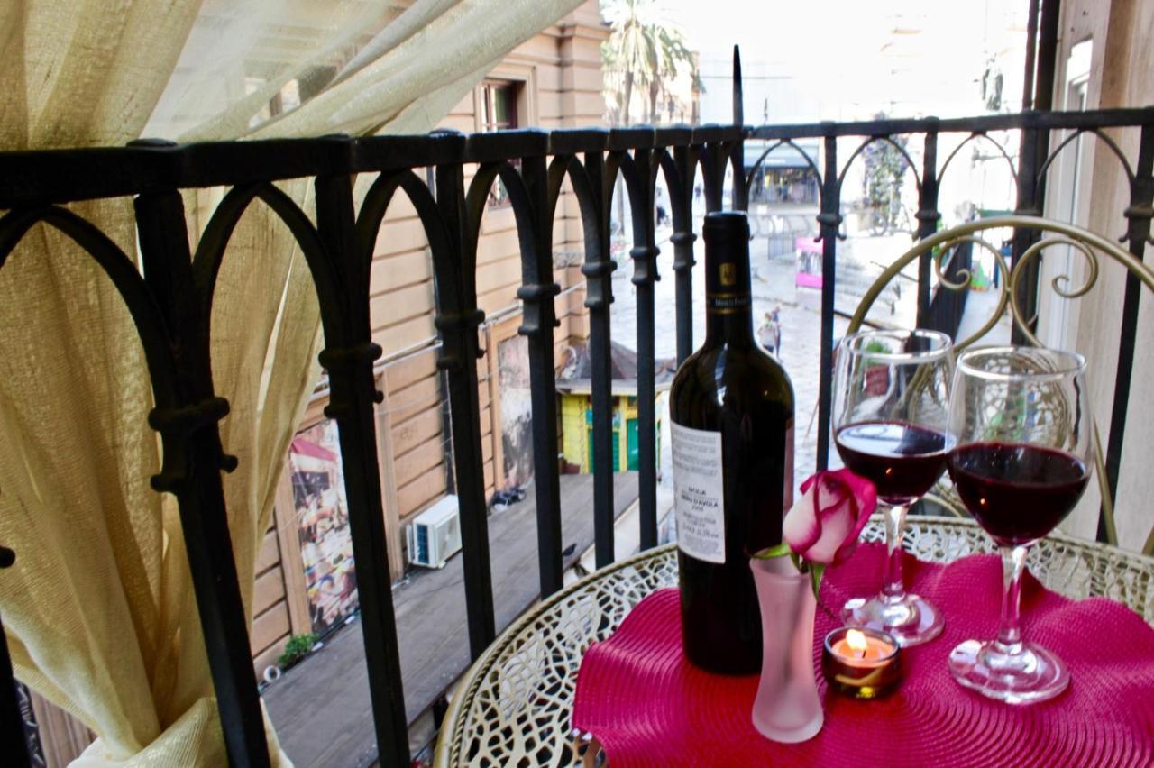 Appartement Vucciria 57 Locazione Turistica Nel Cuore Pulsante Della Movida! à Palerme Extérieur photo